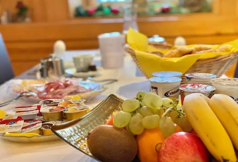 هتل Hirschen Hinwil