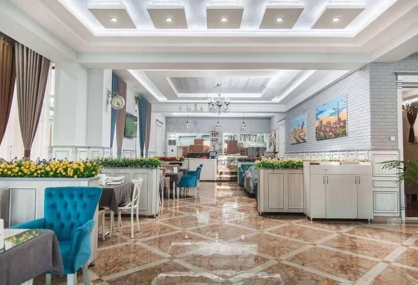 هتل Shedevr Plaza