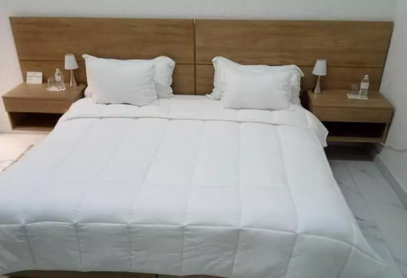 Vía Real Hotel Boutique