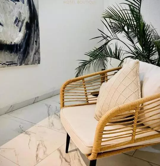 Vía Real Hotel Boutique