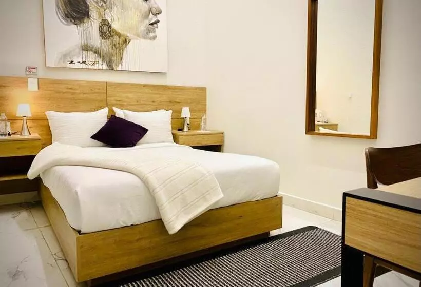 Vía Real Hotel Boutique