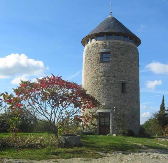 مبيت وإفطار La Tour Du Moulin Géant