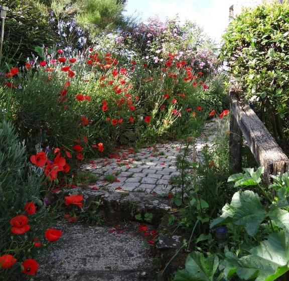مبيت وإفطار La Tour Du Moulin Géant
