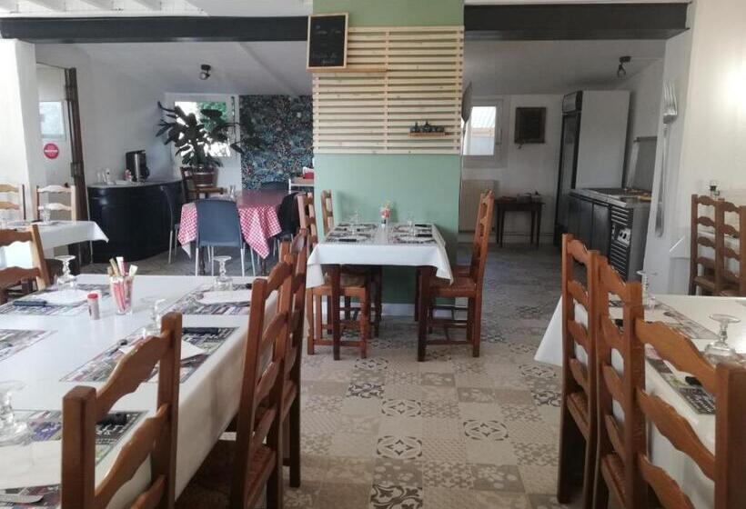 ペンション La Cocotte Normande