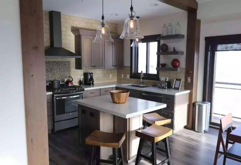 Crested Mtn North #l1