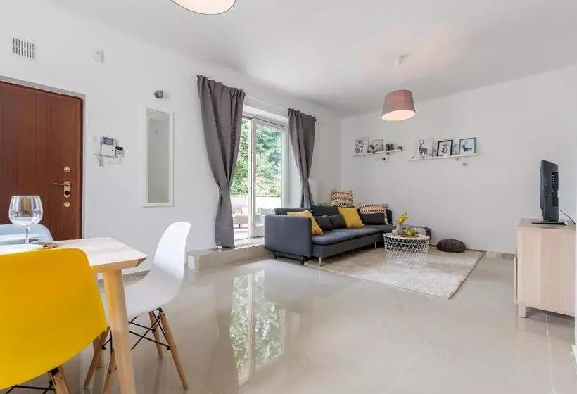 P&o Apartments Metro Wilanowska
