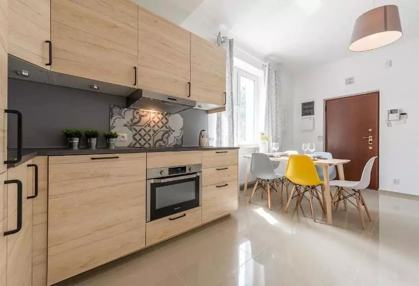 P&o Apartments Metro Wilanowska