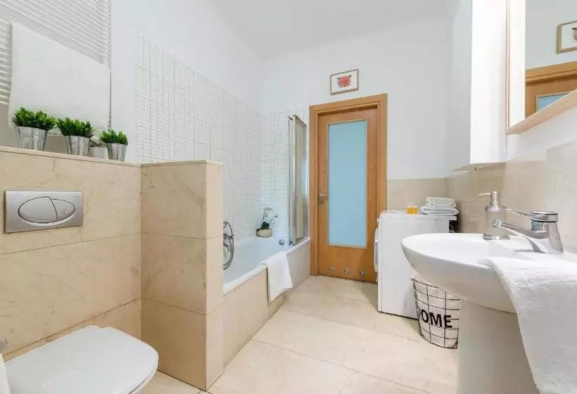 P&o Apartments Metro Wilanowska