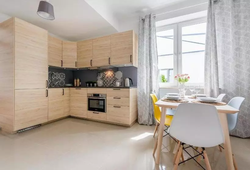 P&o Apartments Metro Wilanowska