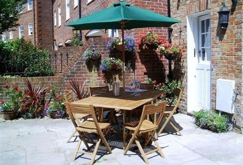 Bed and Breakfast Quayside Quarters