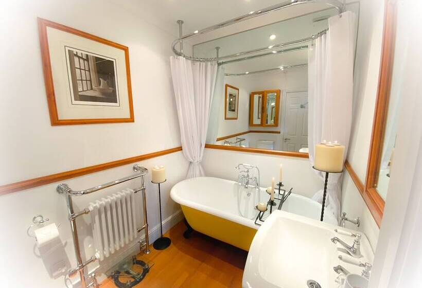 Bed and Breakfast Quayside Quarters