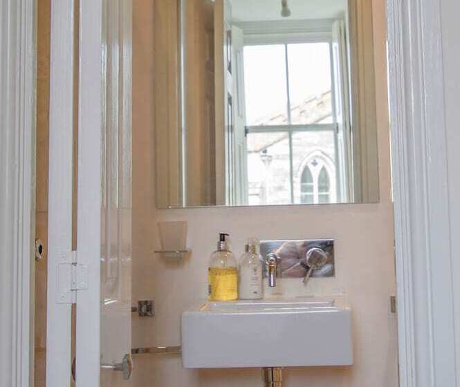 Bed and Breakfast Quayside Quarters