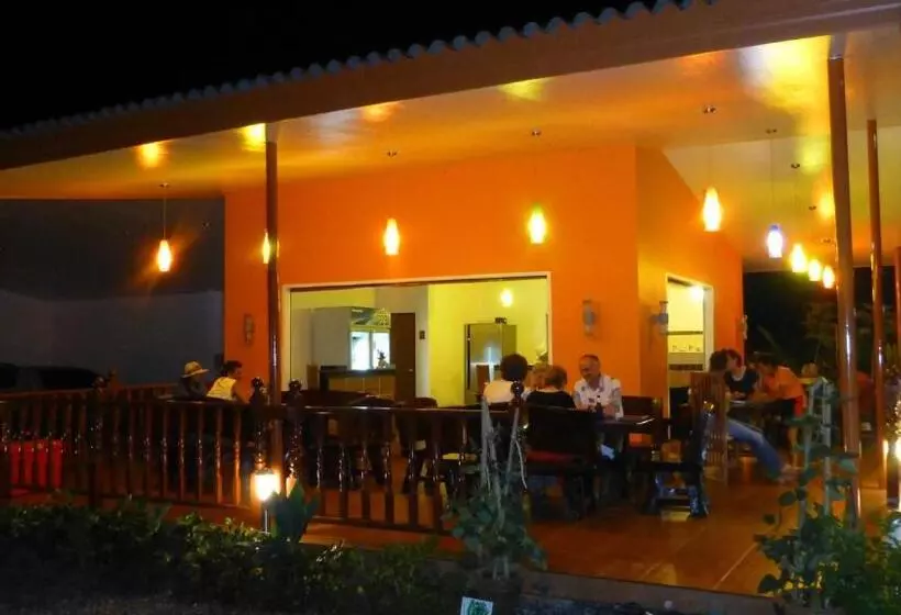 Hotelli Khao Sok Jasmine Garden Resort   Sha Certified