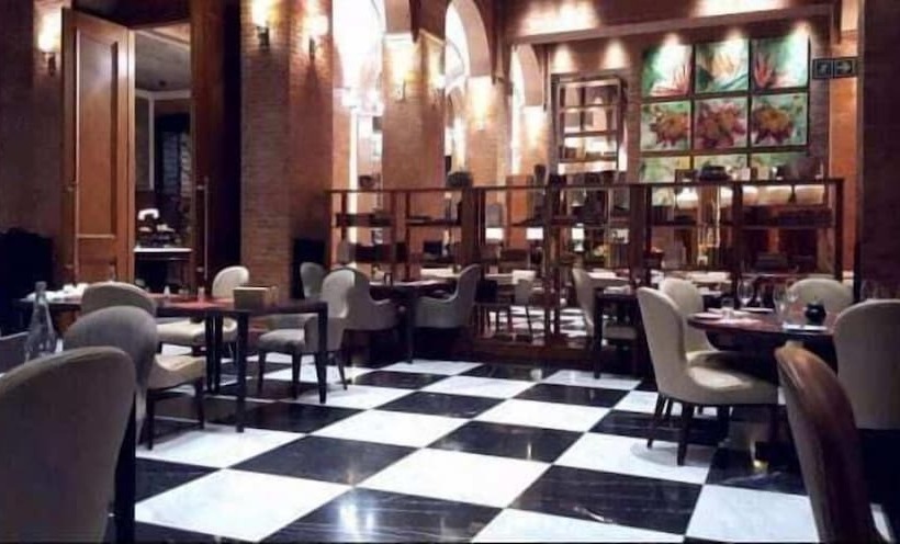 Пансион Creek Lane Guest House