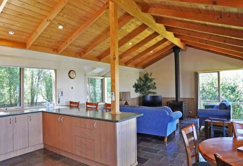 Archies Beachside Abode