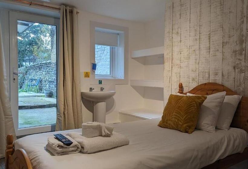 Dover Town Rooms   Short Lets & Serviced Accommodation   Dover