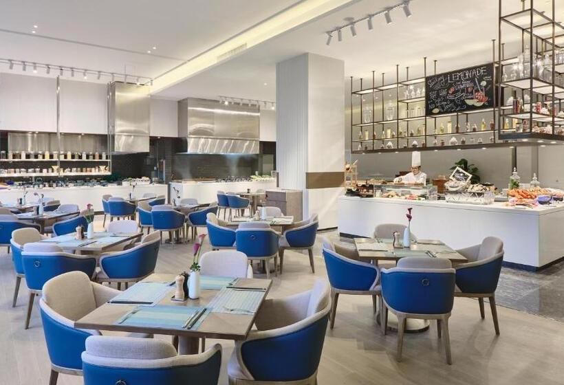 Hotel Crowne Plaza Wuhan Development Zone, An Ihg