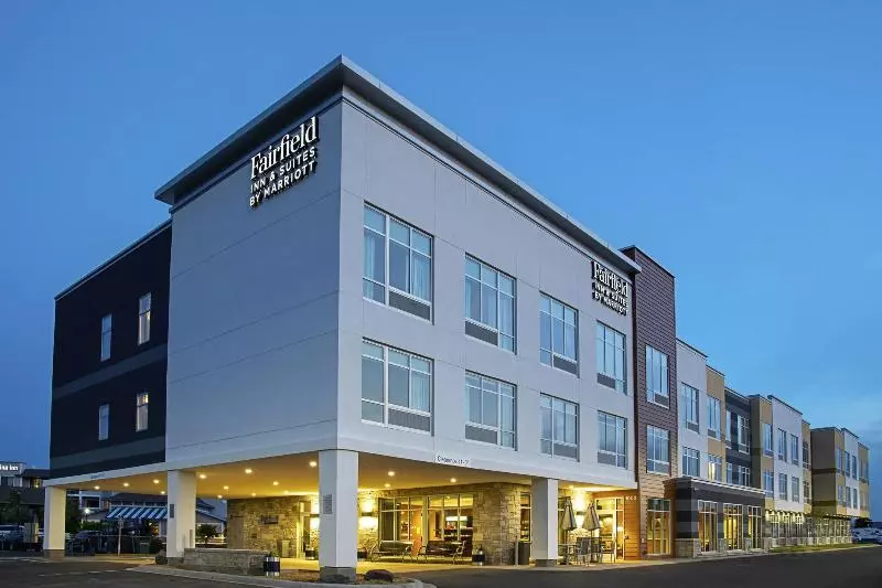 ホテル Fairfield Inn & Suites By Marriott Duluth Waterfront