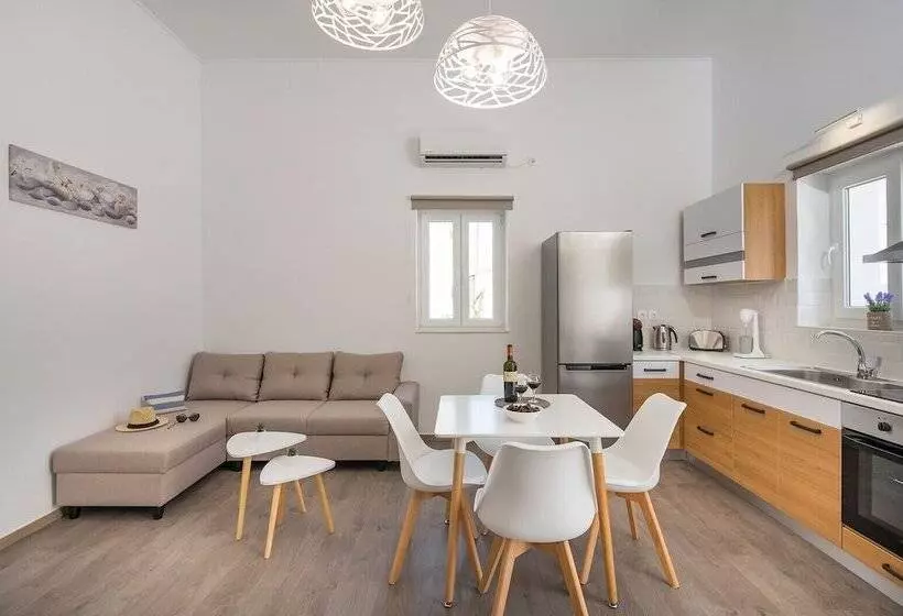 House Sirili