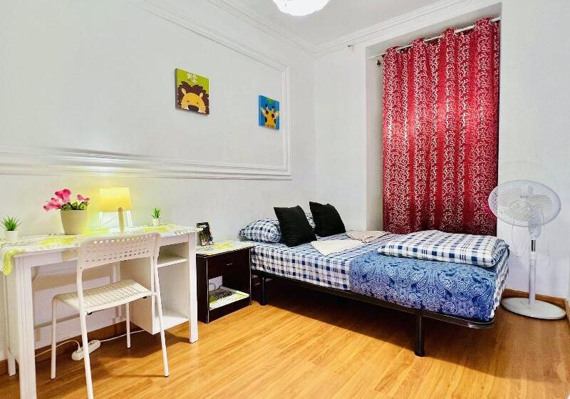 پانسیون Garden Guest House