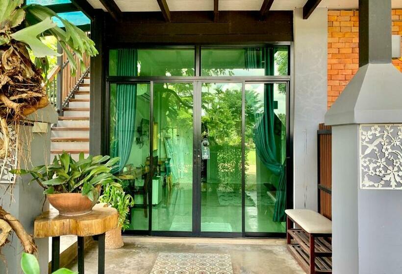 پانسیون Nan Rim Nam Resort