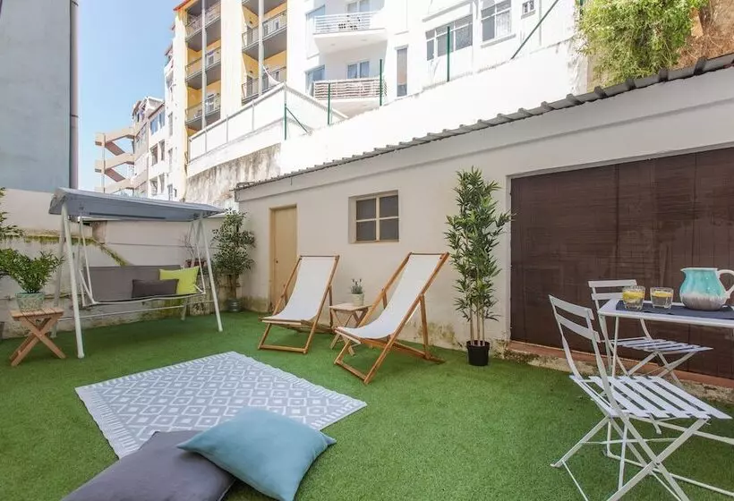 Renovated Apart With Private Courtyard, By Timecooler