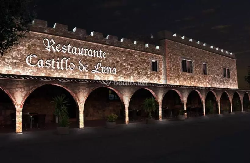 ホテル Castillo De Luna