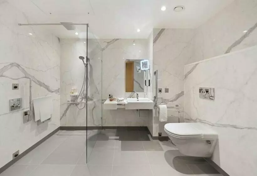 ホテル Tower Suites By Blue Orchid