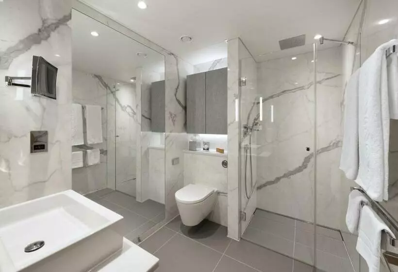 ホテル Tower Suites By Blue Orchid