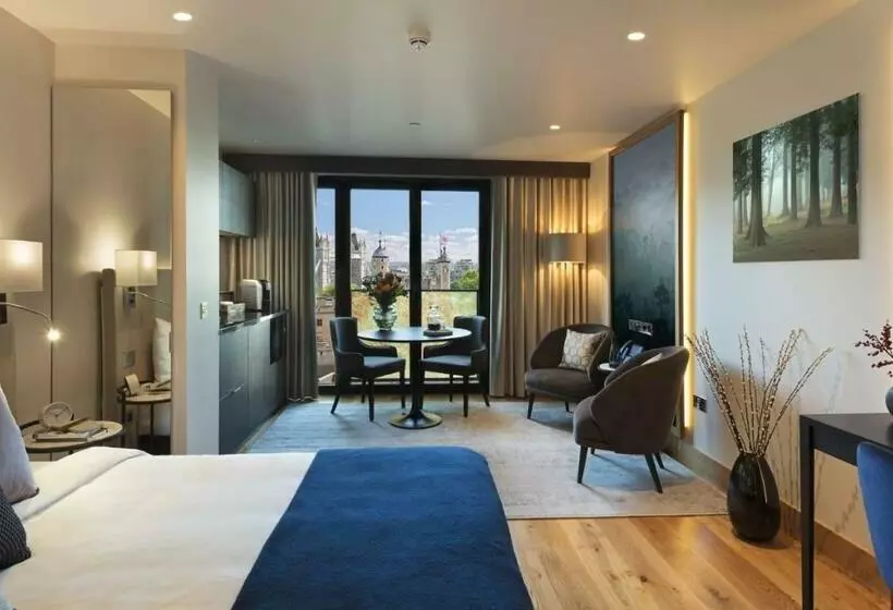 ホテル Tower Suites By Blue Orchid