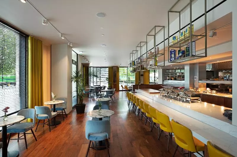 ホテル Tower Suites By Blue Orchid