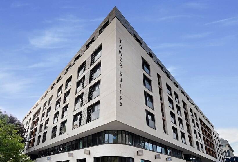 호텔 Tower Suites By Blue Orchid