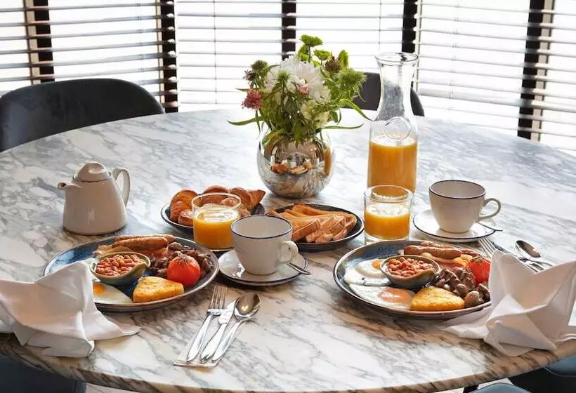 ホテル Tower Suites By Blue Orchid