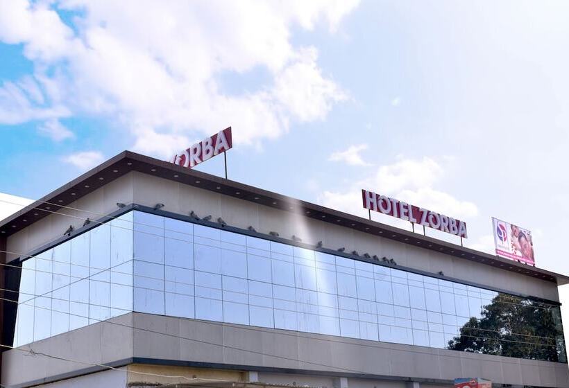 בית מלון כפרי Zorba