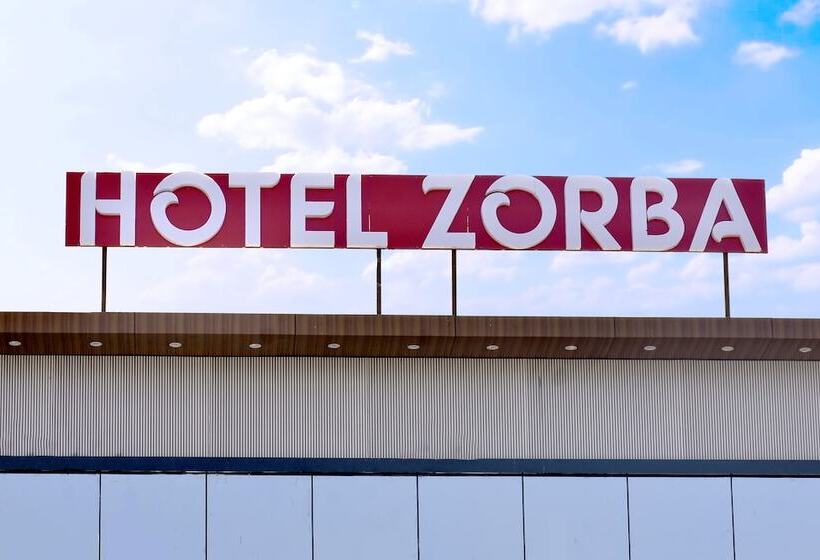 בית מלון כפרי Zorba