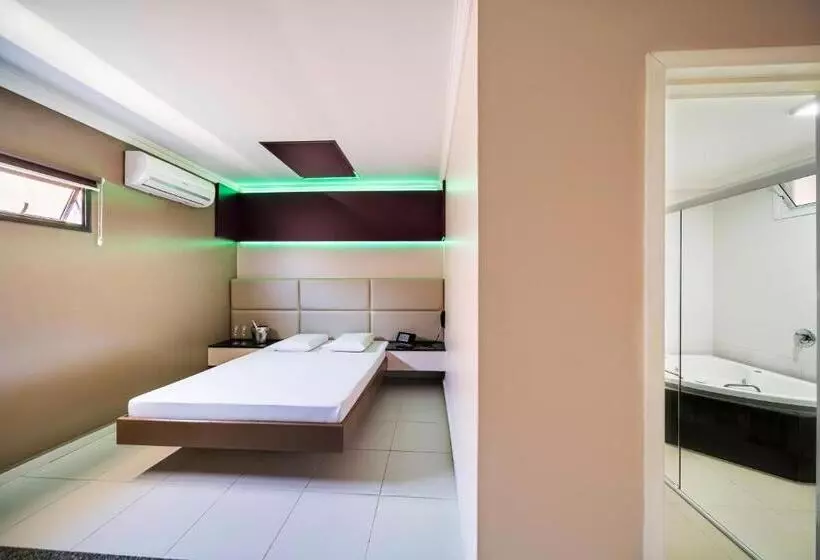 Savanas Motel