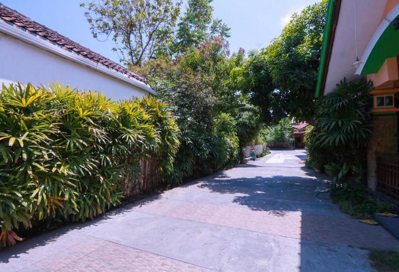 Hotel Spot On 2117 Anugerah Family Residence