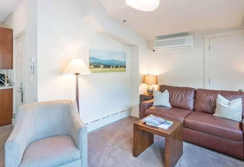 בית מלון כפרי Columbia