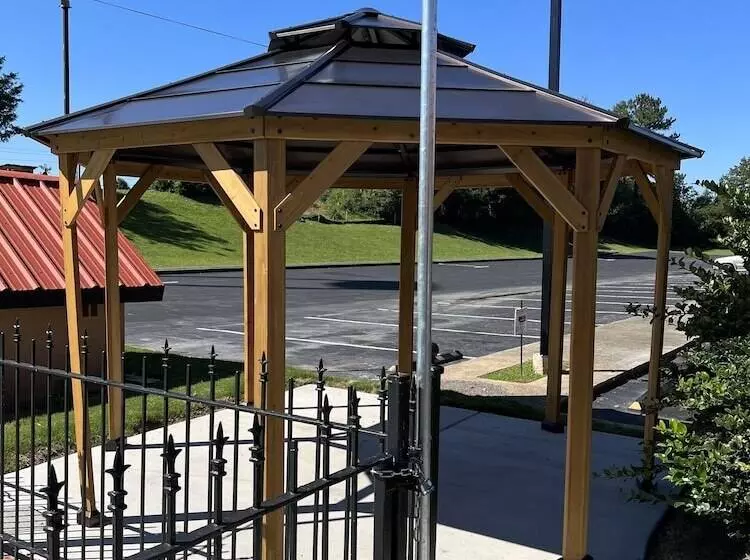 Отель Country Hearth Inn & Suites Cartersville