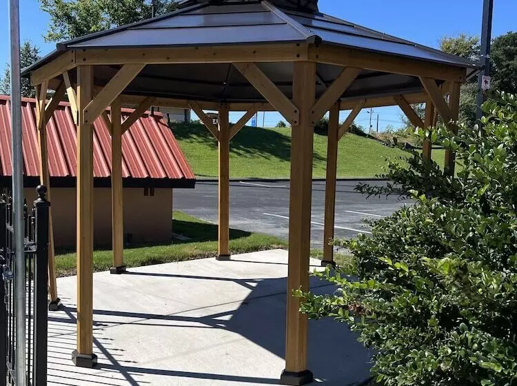 Отель Country Hearth Inn & Suites Cartersville