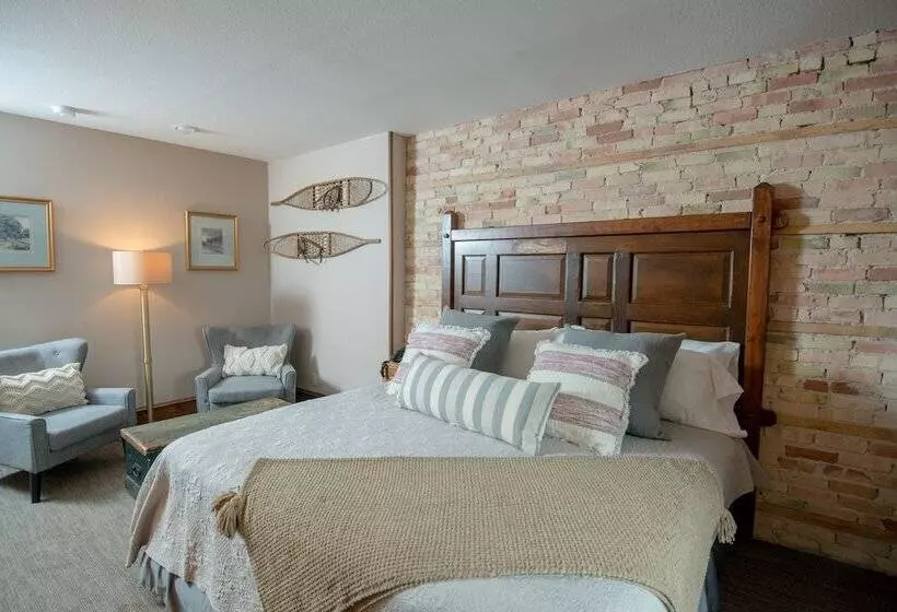 هتل Inn At Cedar Crossing