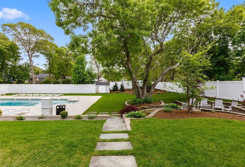 酒店 Pelham On Main