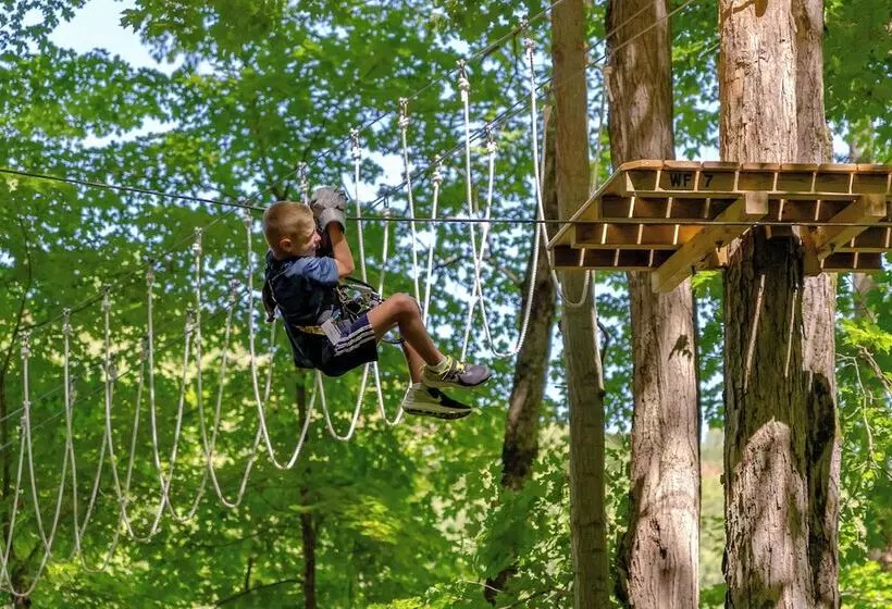 ホテル The Inn At Holiday Valley