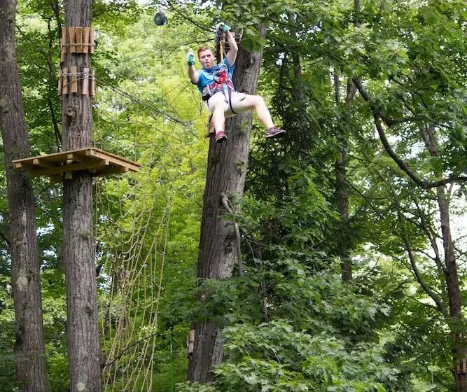 ホテル The Inn At Holiday Valley