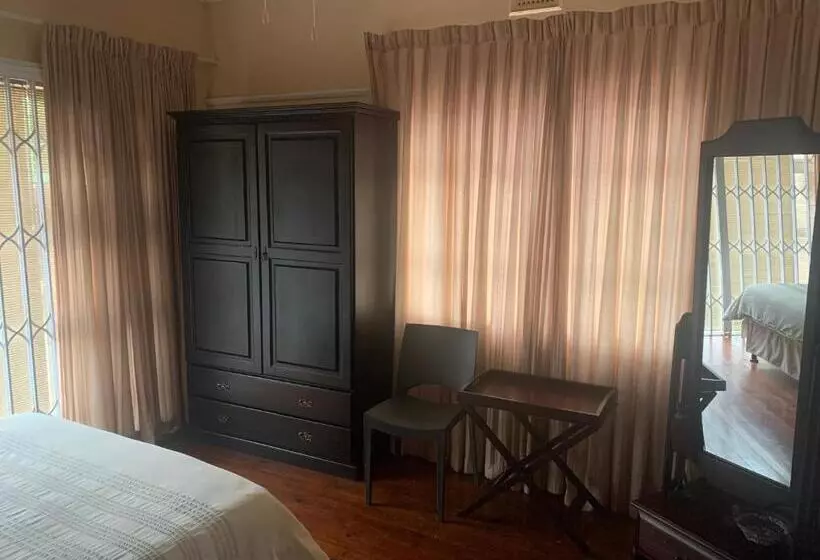 پانسیون Amaciko Guesthouse Glenmore