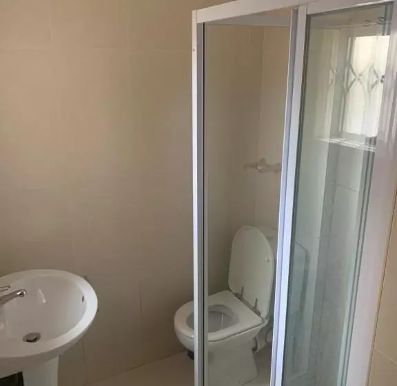 پانسیون Amaciko Guesthouse Glenmore