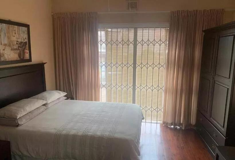 پانسیون Amaciko Guesthouse Glenmore