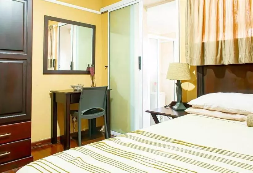 پانسیون Amaciko Guesthouse Glenmore