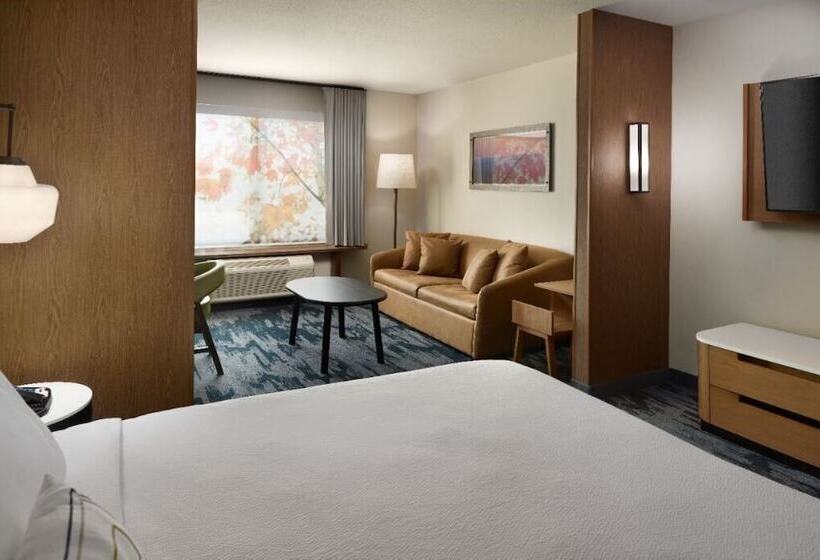 בית מלון כפרי Fairfield Inn & Suites Locust Grove I 75 South