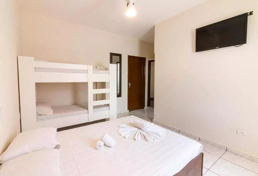 ホテル Namoa Pollastrini